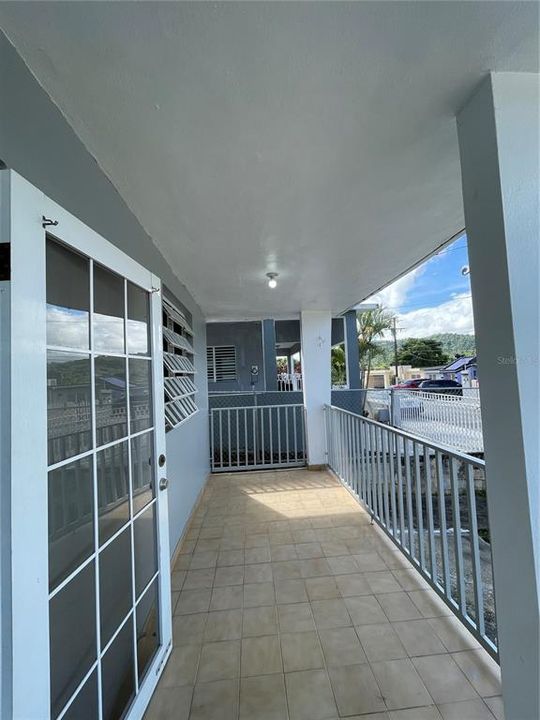 For Sale: $120,000 (3 beds, 1 baths, 1100 Square Feet)