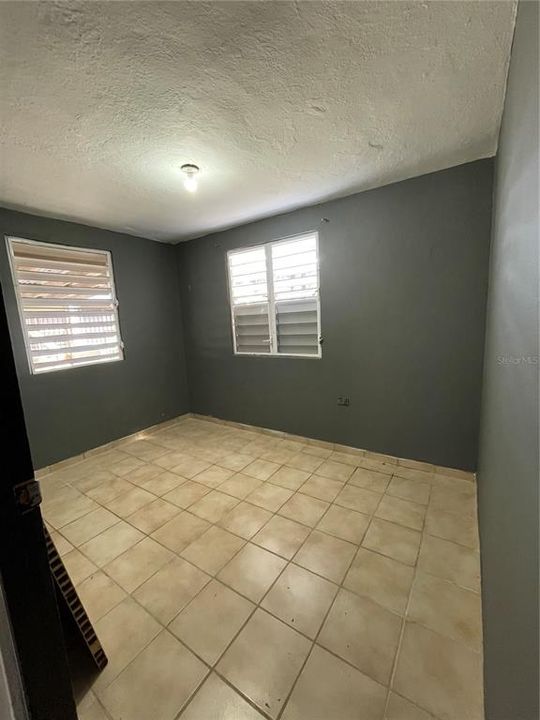 For Sale: $120,000 (3 beds, 1 baths, 1100 Square Feet)