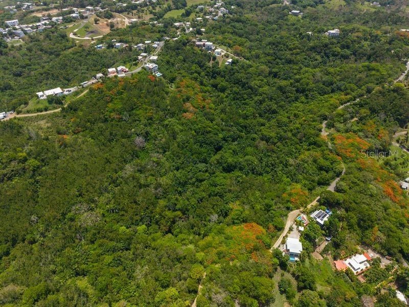 На продажу: $800,000 (4.00 acres)