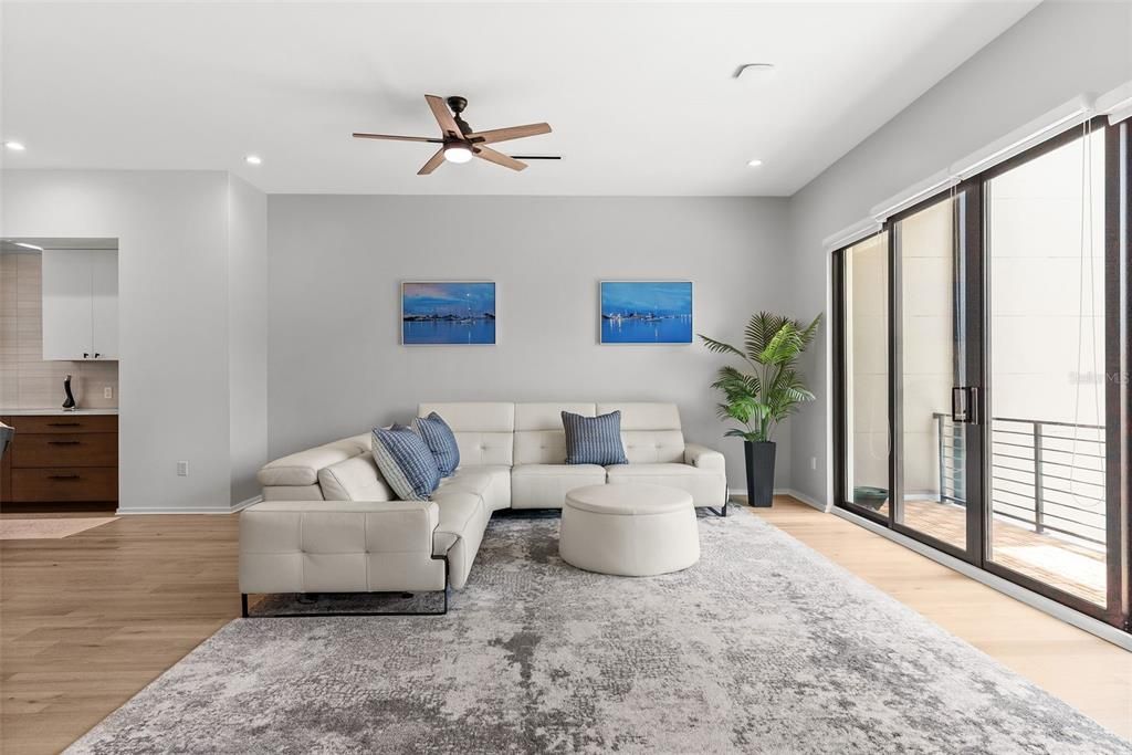 For Sale: $2,100,000 (3 beds, 3 baths, 3057 Square Feet)