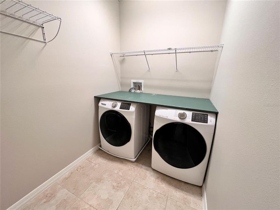 For Rent: $2,249 (3 beds, 2 baths, 1644 Square Feet)
