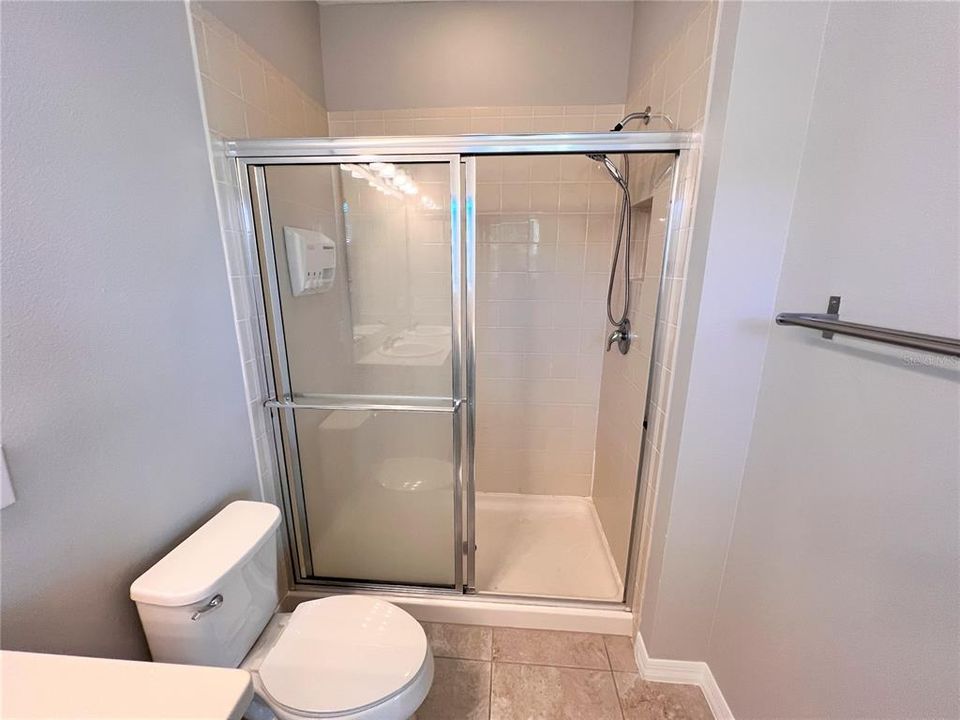 For Rent: $2,249 (3 beds, 2 baths, 1644 Square Feet)