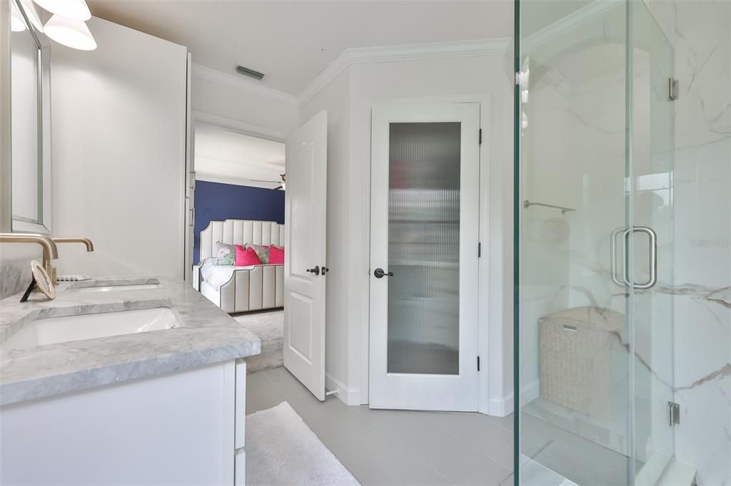 En Venta: $465,000 (4 camas, 2 baños, 2022 Pies cuadrados)