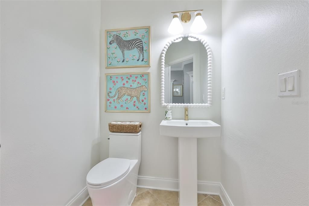 En Venta: $465,000 (4 camas, 2 baños, 2022 Pies cuadrados)