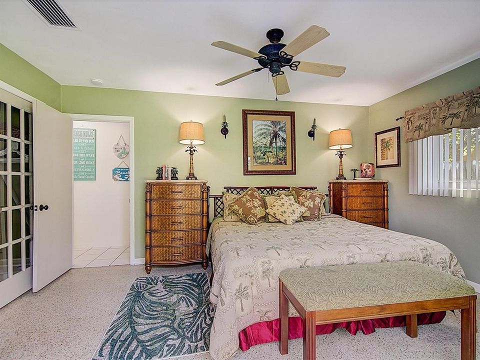 For Rent: $3,000 (3 beds, 2 baths, 1410 Square Feet)
