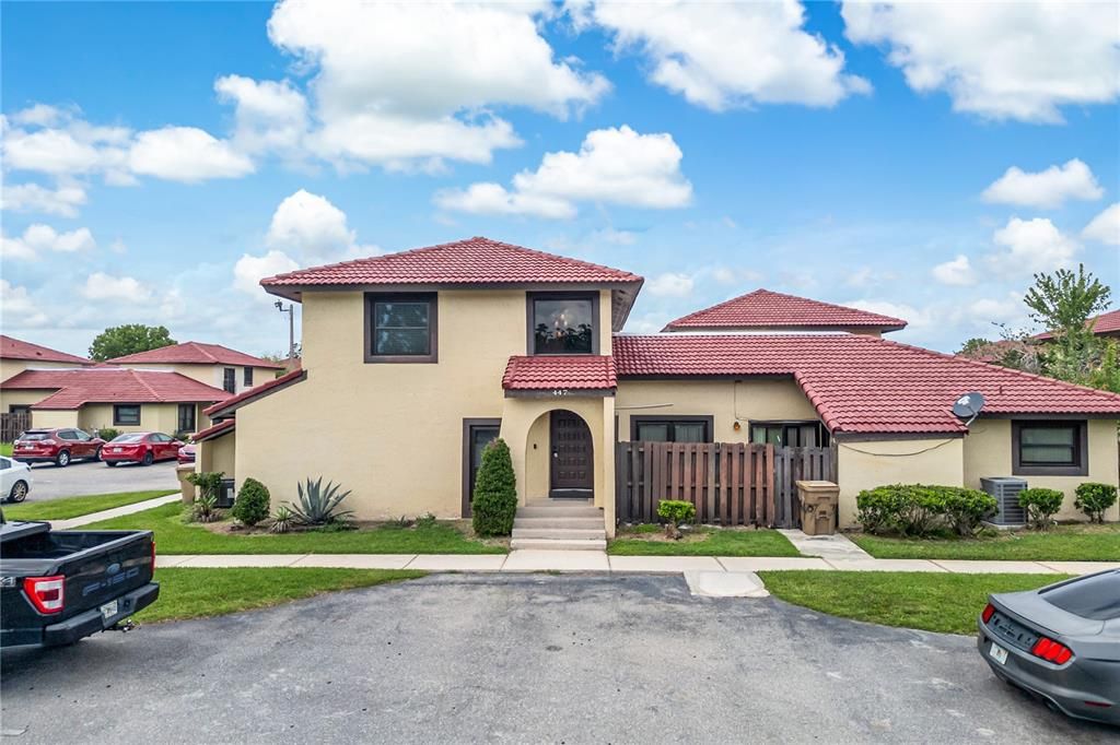 На продажу: $259,999 (3 спален, 2 ванн, 1586 Квадратных фут)