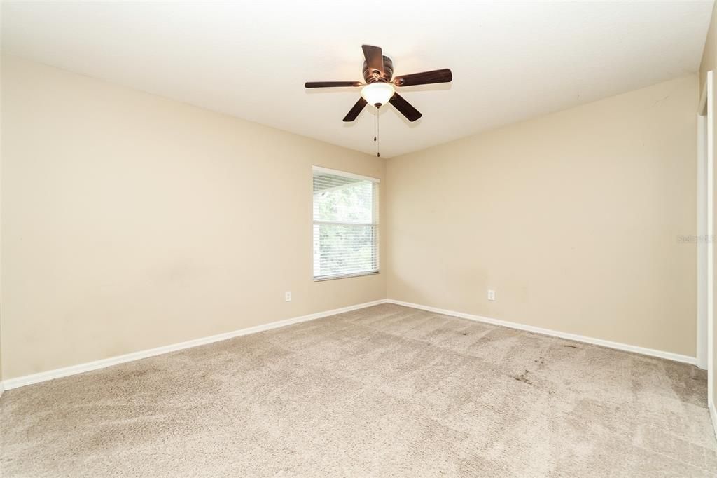For Sale: $579,900 (5 beds, 3 baths, 3256 Square Feet)