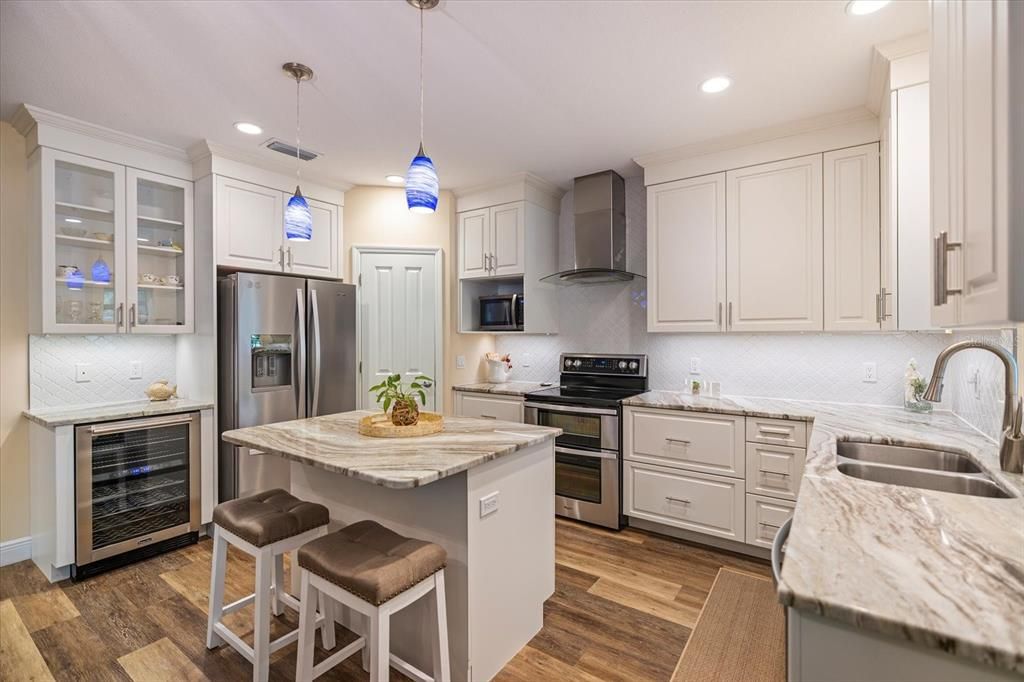 For Rent: $3,600 (3 beds, 2 baths, 1762 Square Feet)