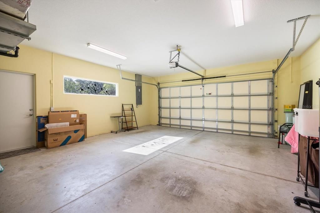 For Rent: $3,600 (3 beds, 2 baths, 1762 Square Feet)