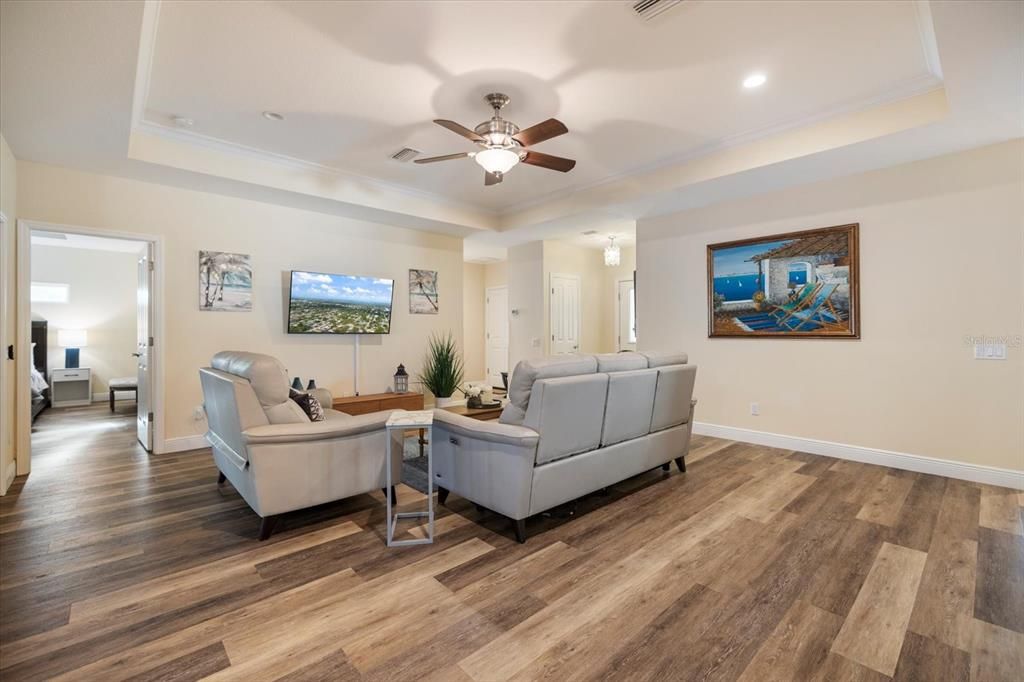 For Rent: $3,600 (3 beds, 2 baths, 1762 Square Feet)