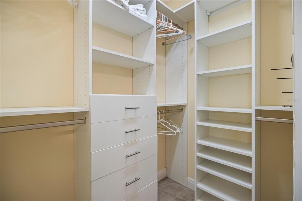 For Rent: $3,600 (3 beds, 2 baths, 1762 Square Feet)