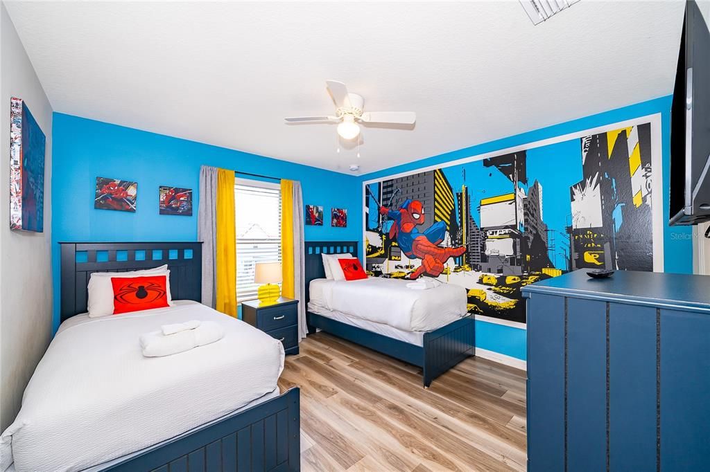 For Sale: $585,000 (7 beds, 5 baths, 3314 Square Feet)