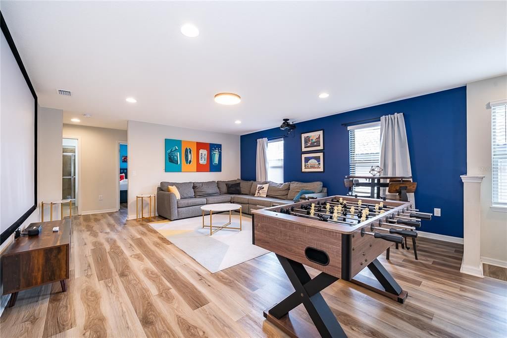 For Sale: $585,000 (7 beds, 5 baths, 3314 Square Feet)