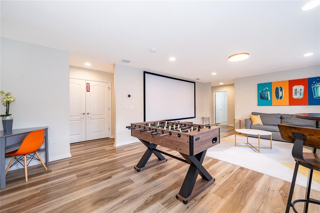 For Sale: $585,000 (7 beds, 5 baths, 3314 Square Feet)