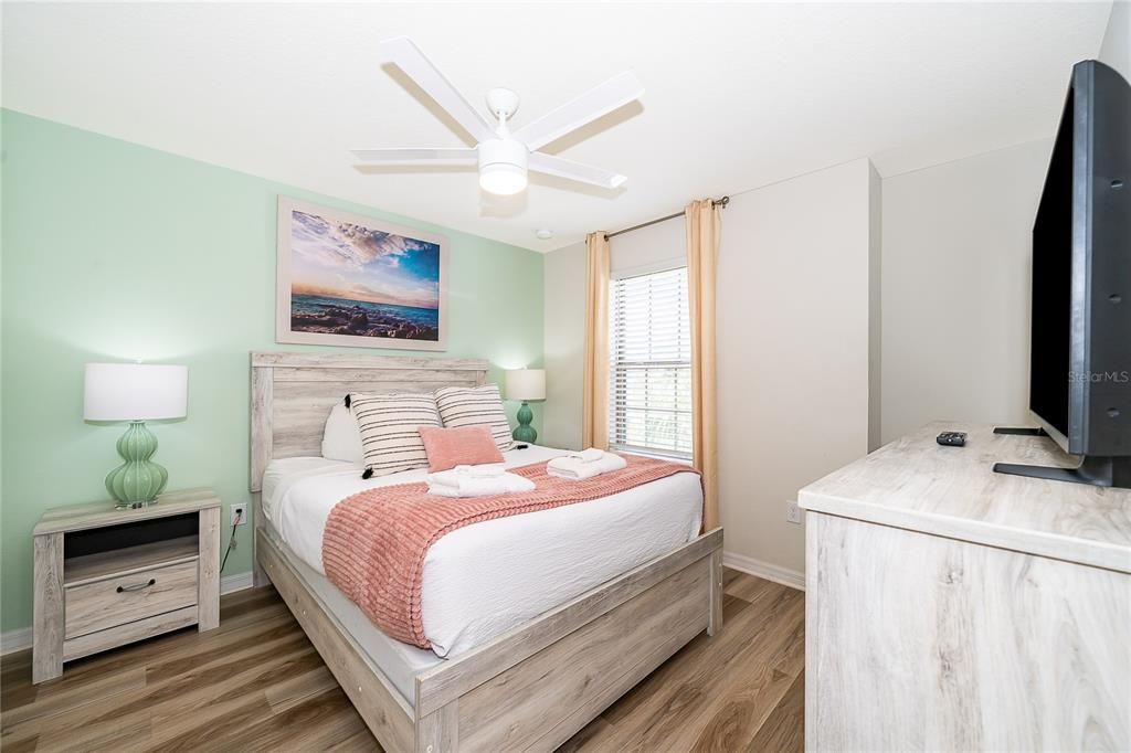 For Sale: $585,000 (7 beds, 5 baths, 3314 Square Feet)