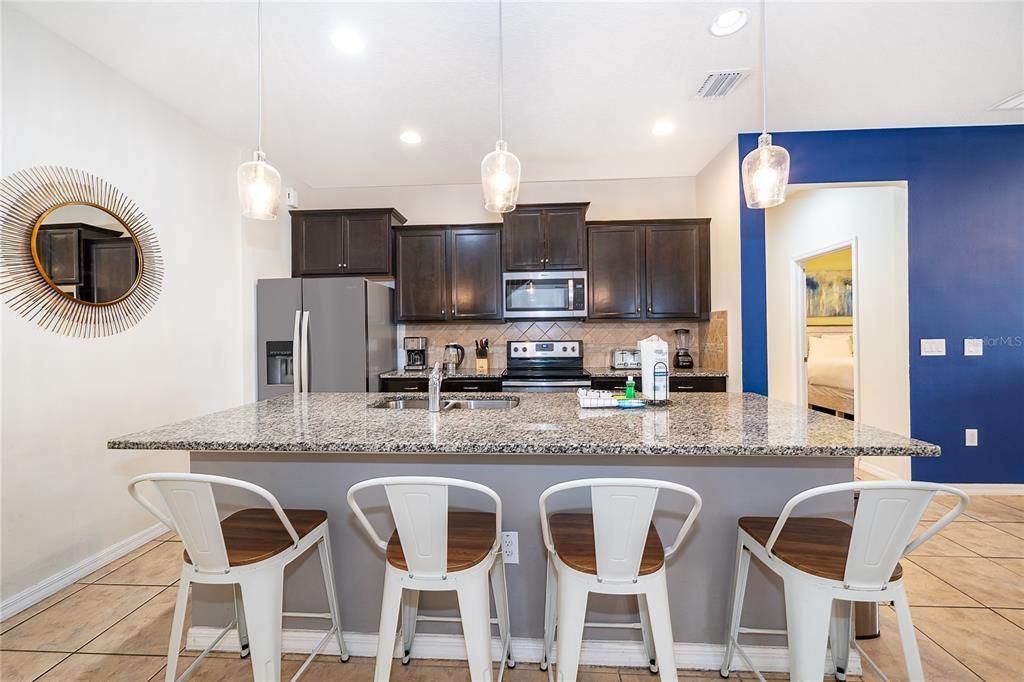 For Sale: $585,000 (7 beds, 5 baths, 3314 Square Feet)