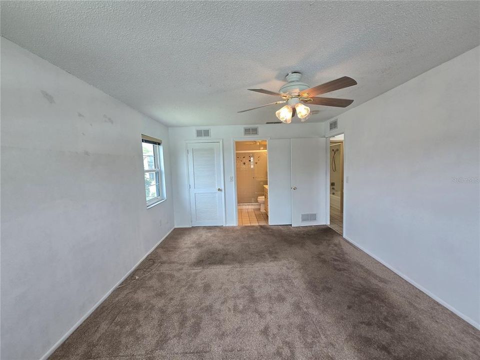 For Sale: $209,000 (2 beds, 2 baths, 1245 Square Feet)