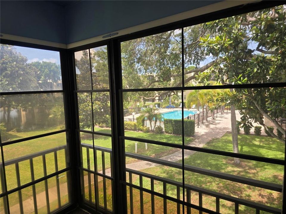 For Sale: $209,000 (2 beds, 2 baths, 1245 Square Feet)