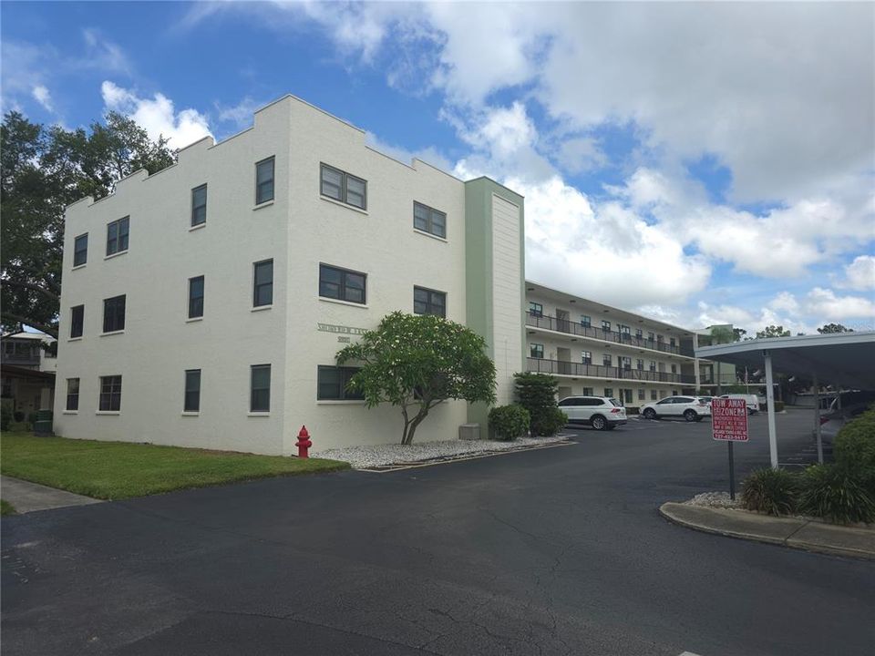 For Sale: $209,000 (2 beds, 2 baths, 1245 Square Feet)
