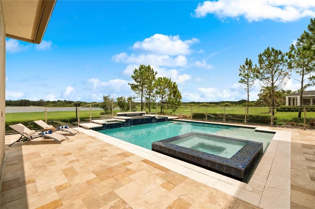 For Sale: $2,500,000 (5 beds, 6 baths, 5239 Square Feet)