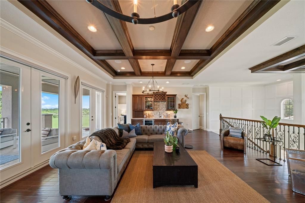 For Sale: $2,500,000 (5 beds, 6 baths, 5239 Square Feet)