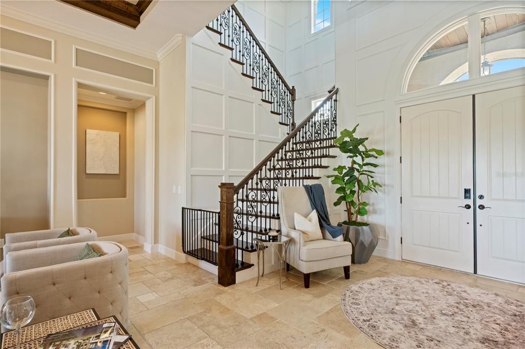For Sale: $2,500,000 (5 beds, 6 baths, 5239 Square Feet)