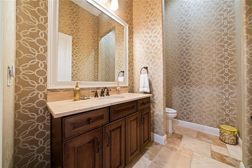 For Sale: $2,500,000 (5 beds, 6 baths, 5239 Square Feet)