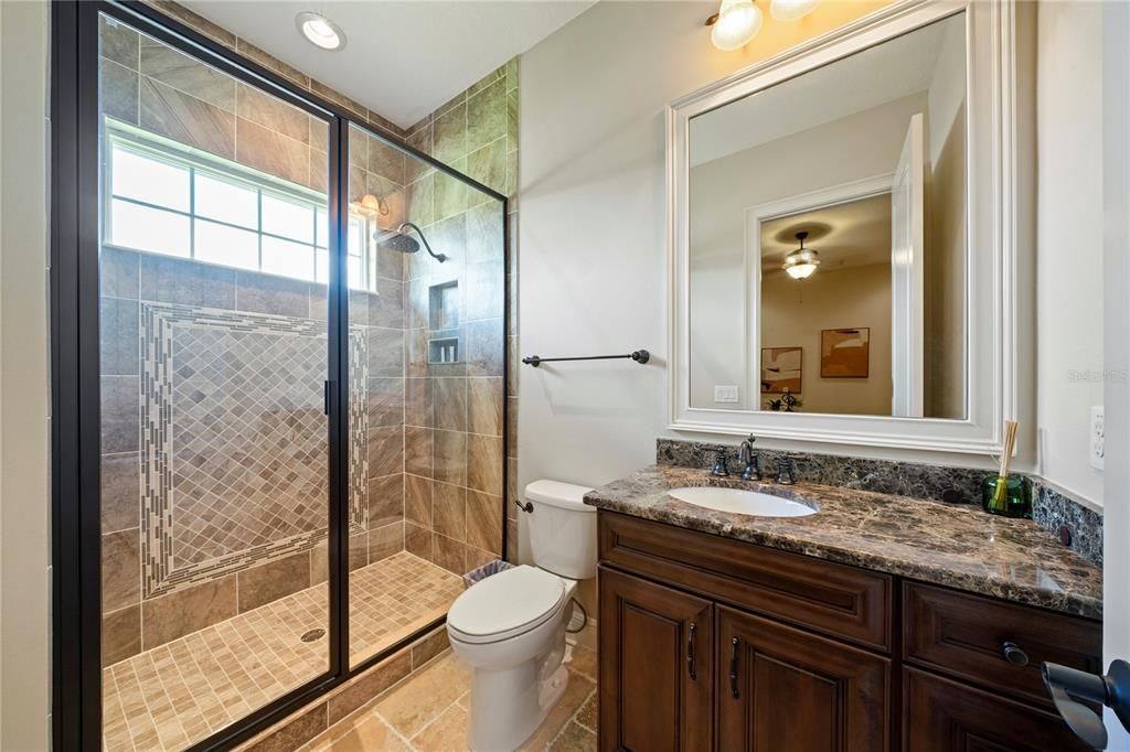 For Sale: $2,500,000 (5 beds, 6 baths, 5239 Square Feet)