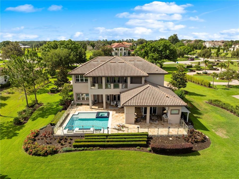 For Sale: $2,500,000 (5 beds, 6 baths, 5239 Square Feet)