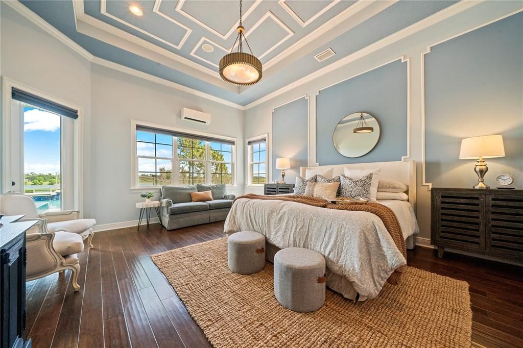 For Sale: $2,500,000 (5 beds, 6 baths, 5239 Square Feet)