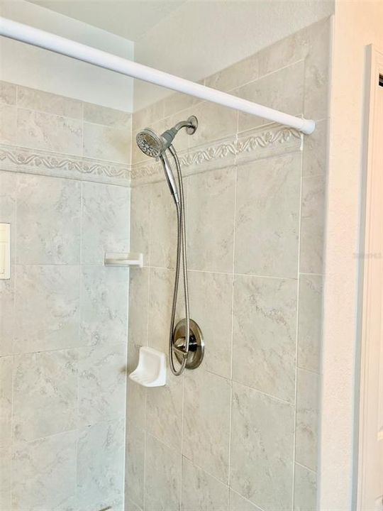 На продажу: $429,000 (3 спален, 2 ванн, 1604 Квадратных фут)