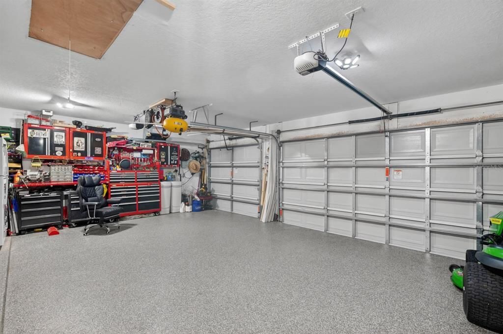 En Venta: $424,900 (4 camas, 3 baños, 2363 Pies cuadrados)