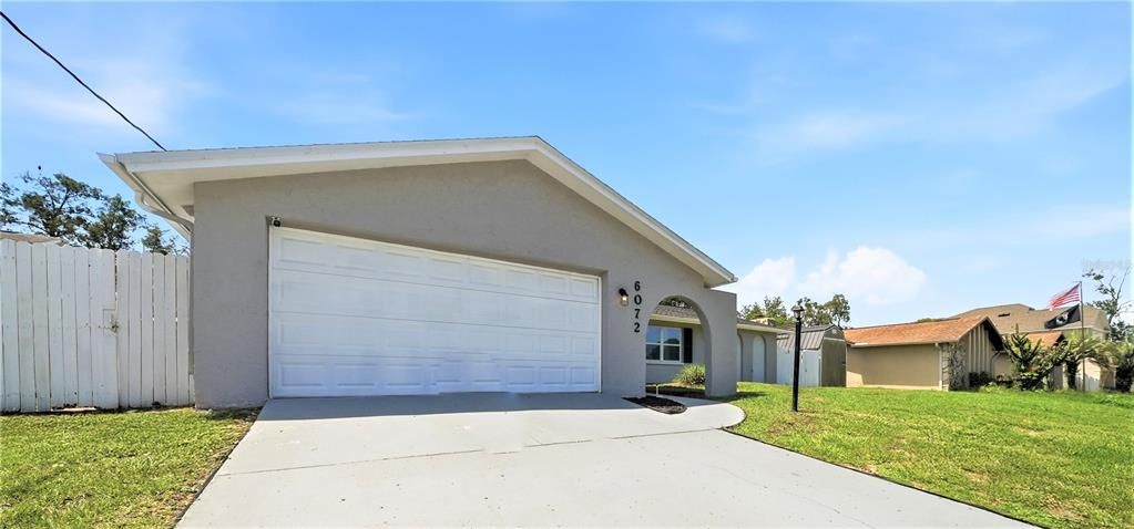 На продажу: $365,000 (3 спален, 2 ванн, 1696 Квадратных фут)