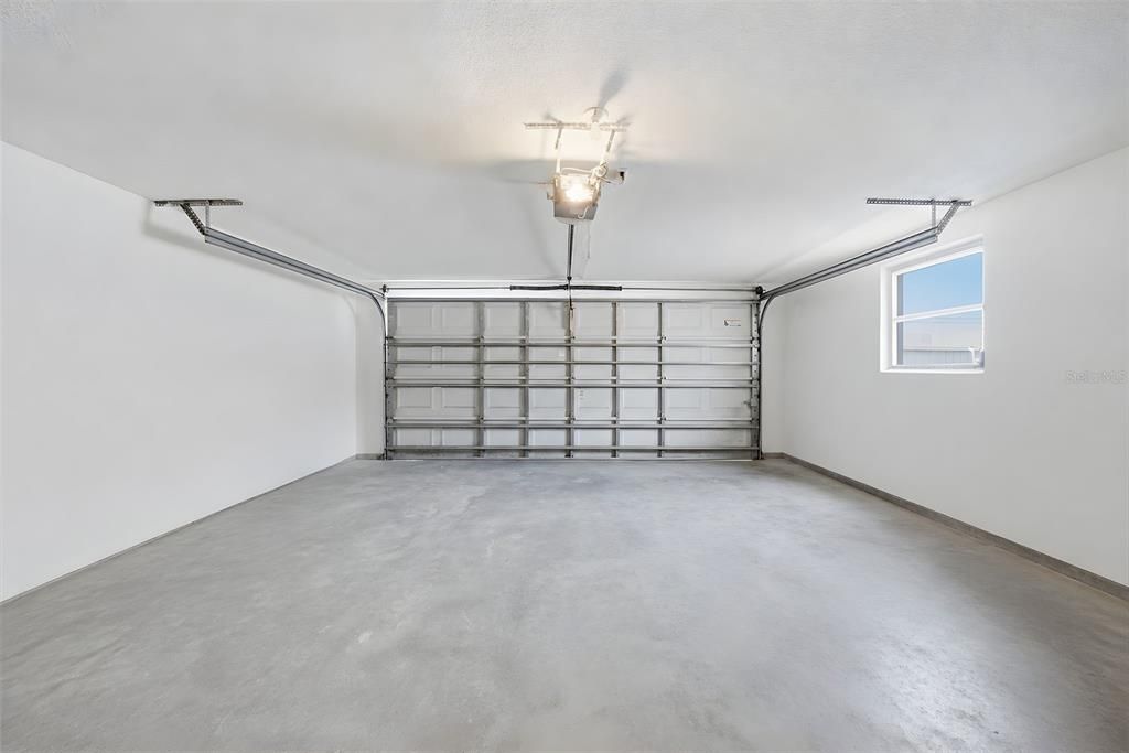 На продажу: $365,000 (3 спален, 2 ванн, 1696 Квадратных фут)