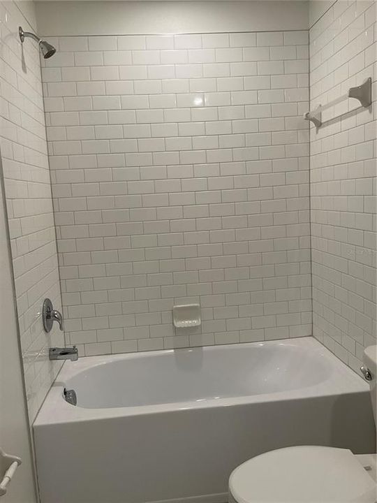 В аренду: $2,450 (3 спален, 2 ванн, 2319 Квадратных фут)