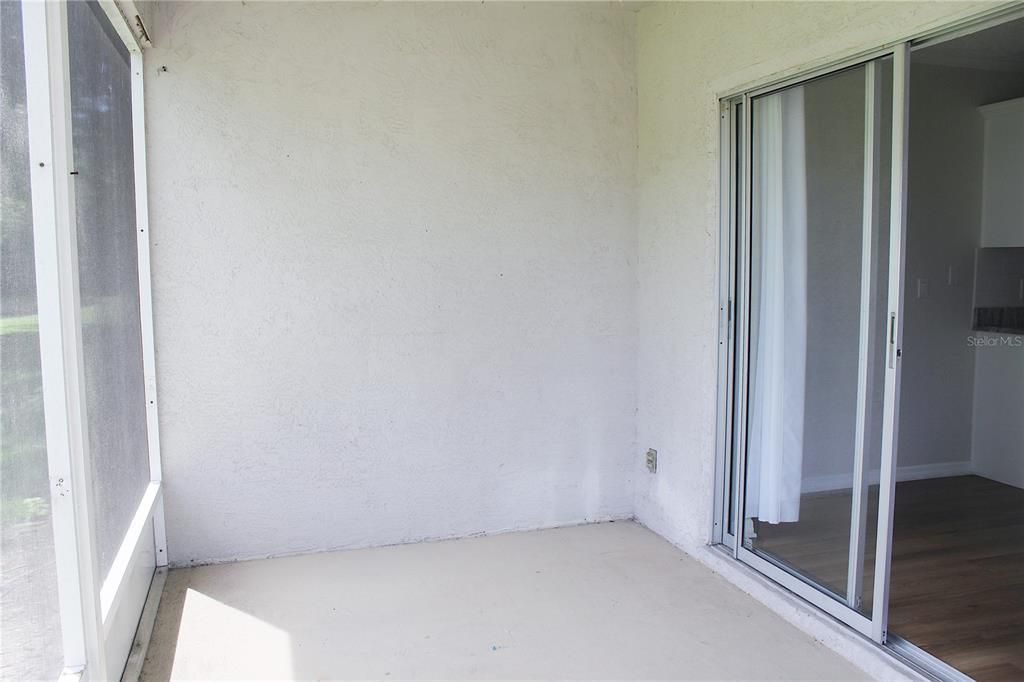 For Sale: $186,750 (1 beds, 2 baths, 1025 Square Feet)