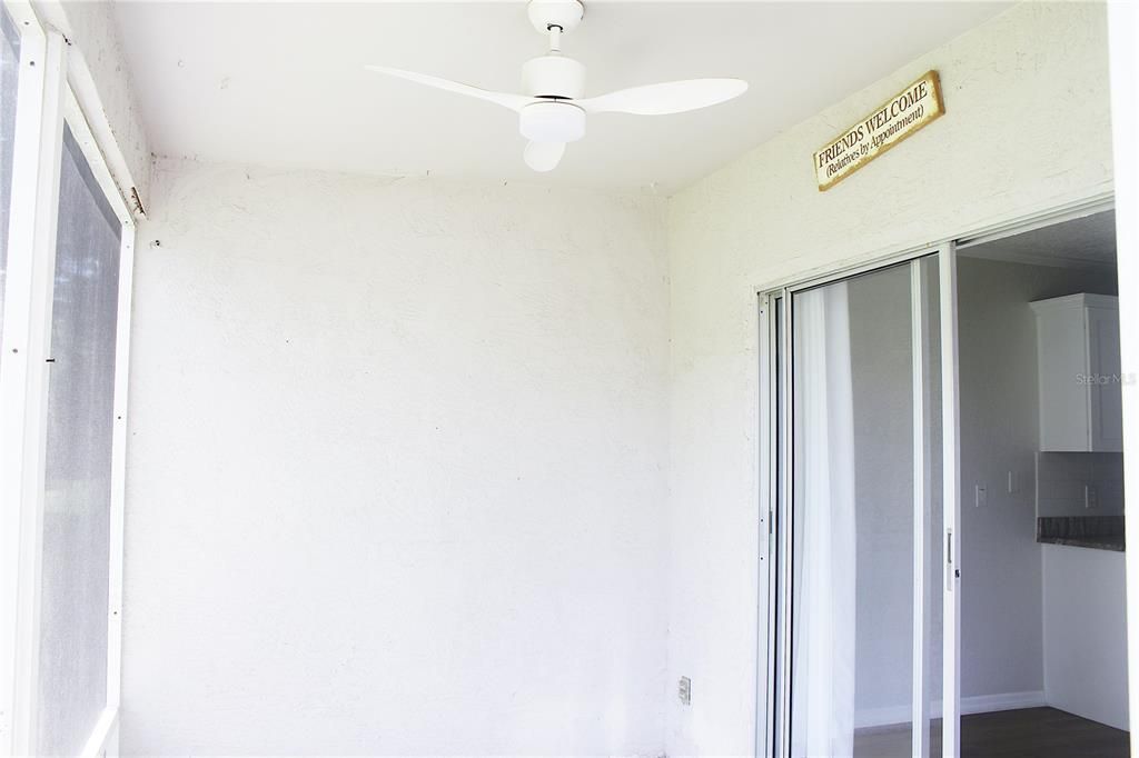 For Sale: $186,750 (1 beds, 2 baths, 1025 Square Feet)