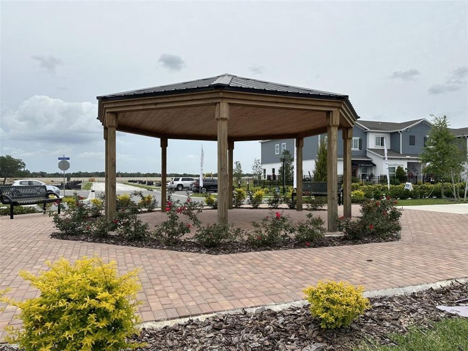 For Rent: $2,399 (3 beds, 2 baths, 1654 Square Feet)