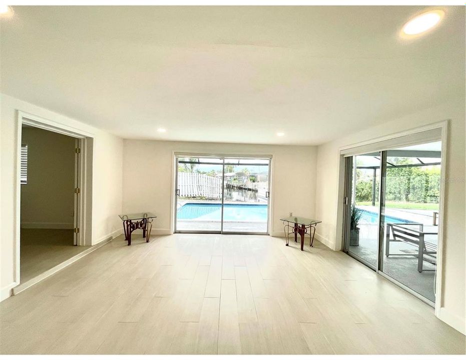 For Rent: $2,500 (3 beds, 2 baths, 1541 Square Feet)