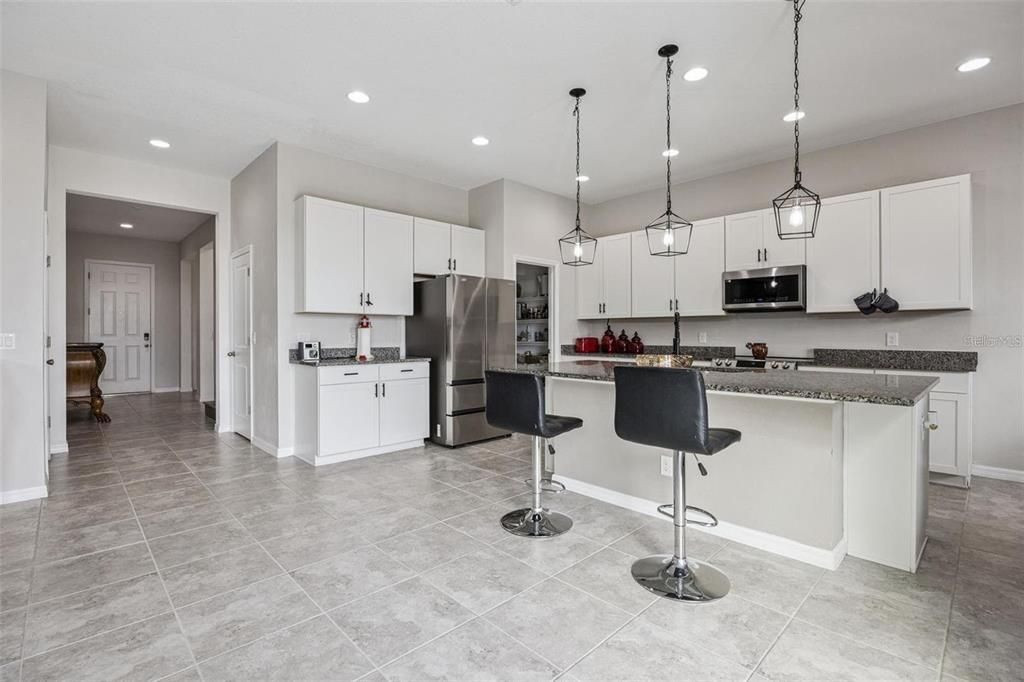 For Sale: $490,000 (4 beds, 3 baths, 2963 Square Feet)