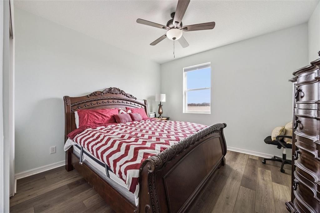 For Sale: $490,000 (4 beds, 3 baths, 2963 Square Feet)