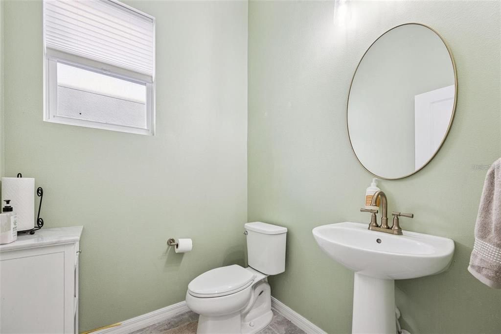 For Sale: $490,000 (4 beds, 3 baths, 2963 Square Feet)