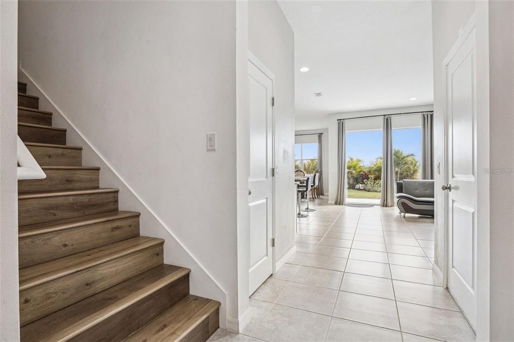 For Sale: $490,000 (4 beds, 3 baths, 2963 Square Feet)