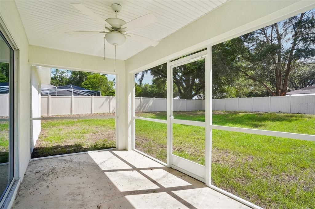 For Sale: $399,900 (4 beds, 2 baths, 1751 Square Feet)