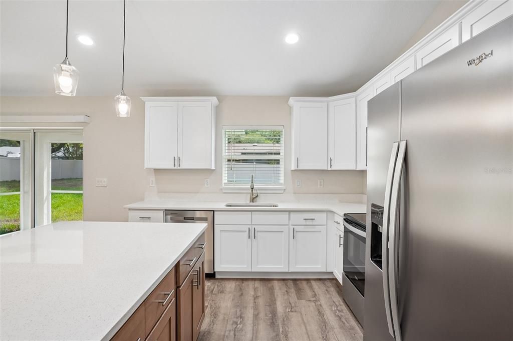 For Sale: $399,900 (4 beds, 2 baths, 1751 Square Feet)