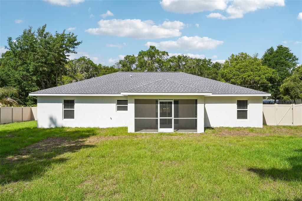 For Sale: $399,900 (4 beds, 2 baths, 1751 Square Feet)
