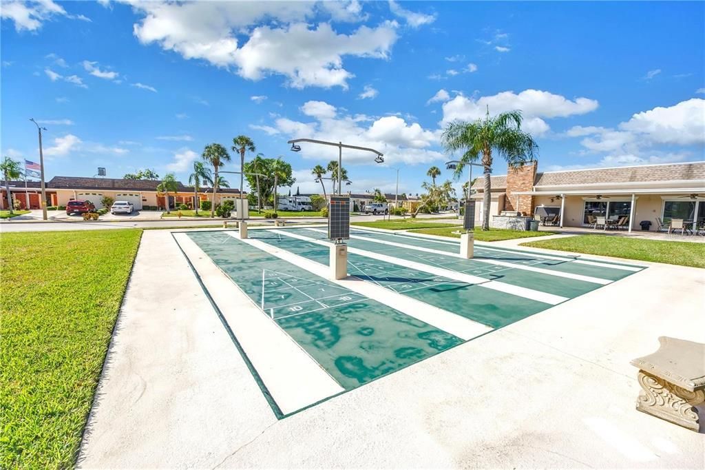 For Sale: $260,000 (2 beds, 2 baths, 1400 Square Feet)
