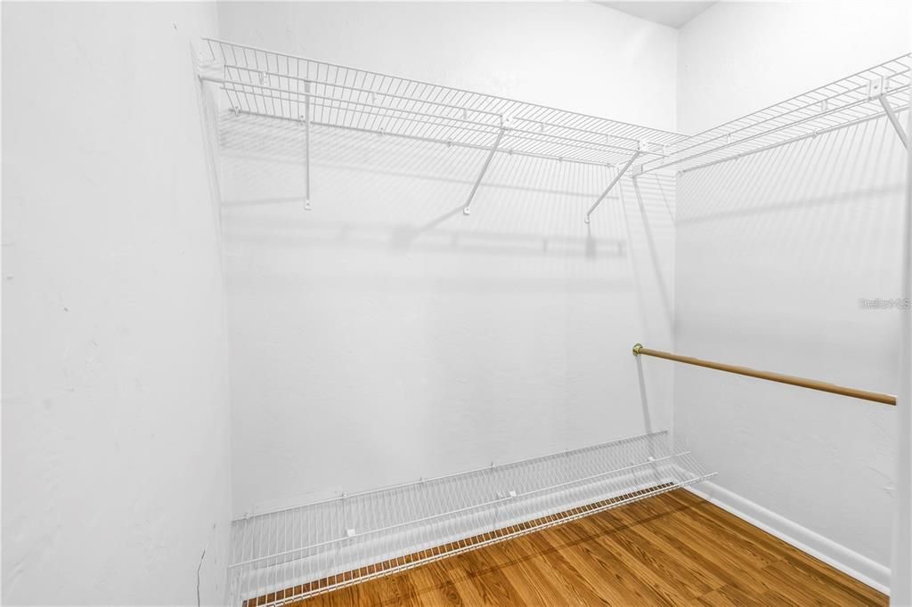 For Sale: $260,000 (2 beds, 2 baths, 1400 Square Feet)
