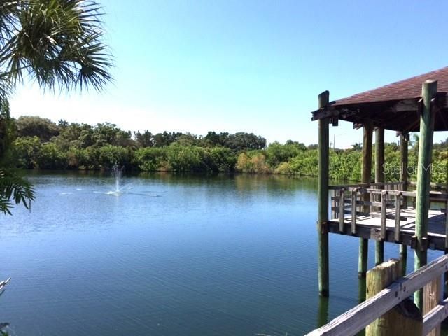 For Sale: $149,000 (1 beds, 1 baths, 812 Square Feet)