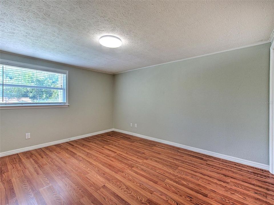 For Rent: $5,495 (4 beds, 2 baths, 2898 Square Feet)